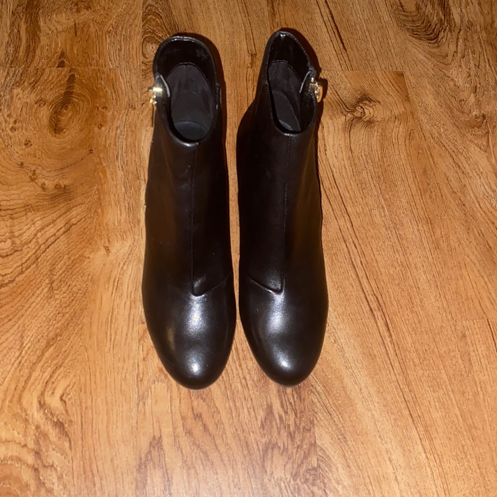 Women’s Shoes